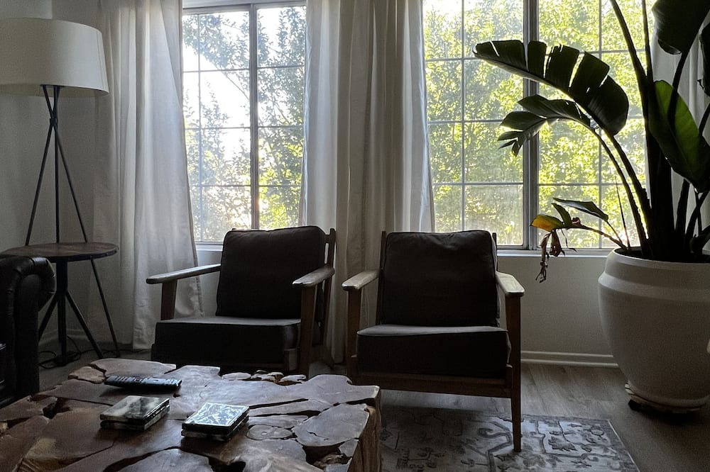 Photo of Livingroom in Lake Balboa