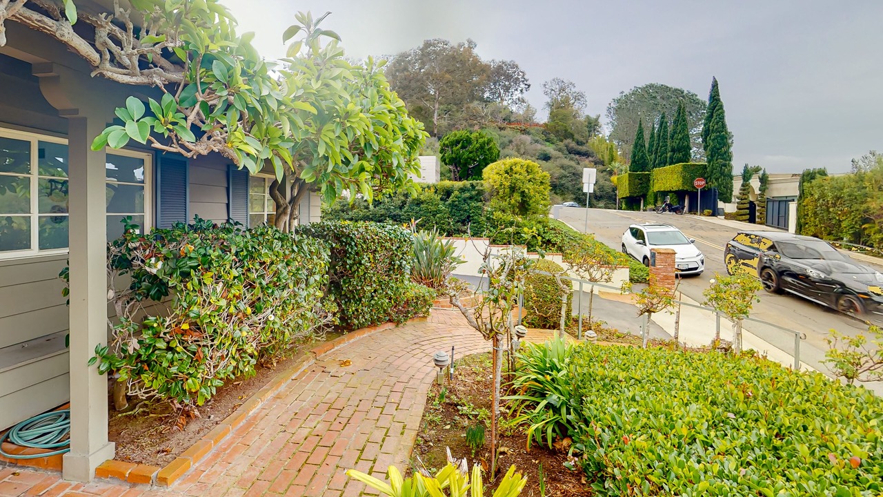Photo of Outdoor in Hidden Valley