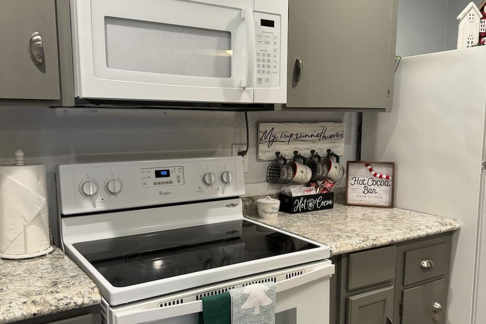 Photo of Kitchen in Sandy