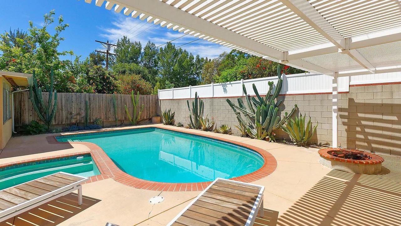 Photo of Outdoor in Burbank