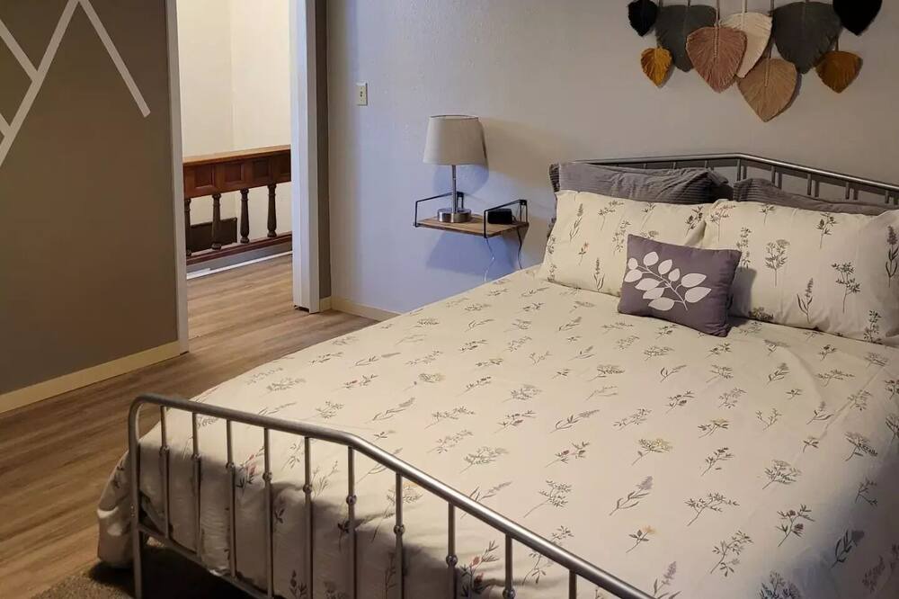 Photo of Bedroom in Baker City