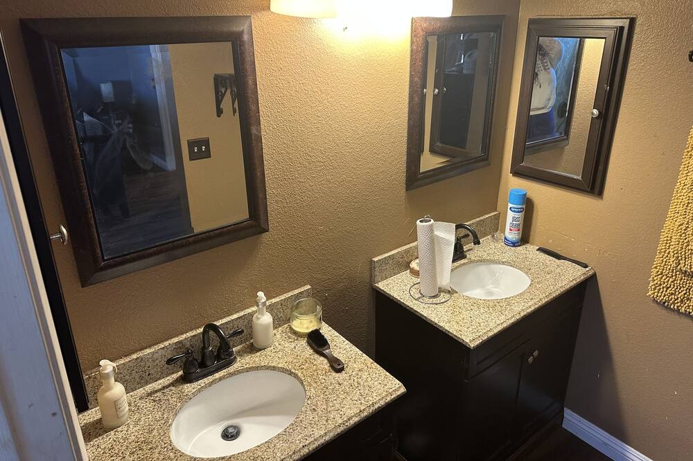 Photo of Bathroom in Victorville