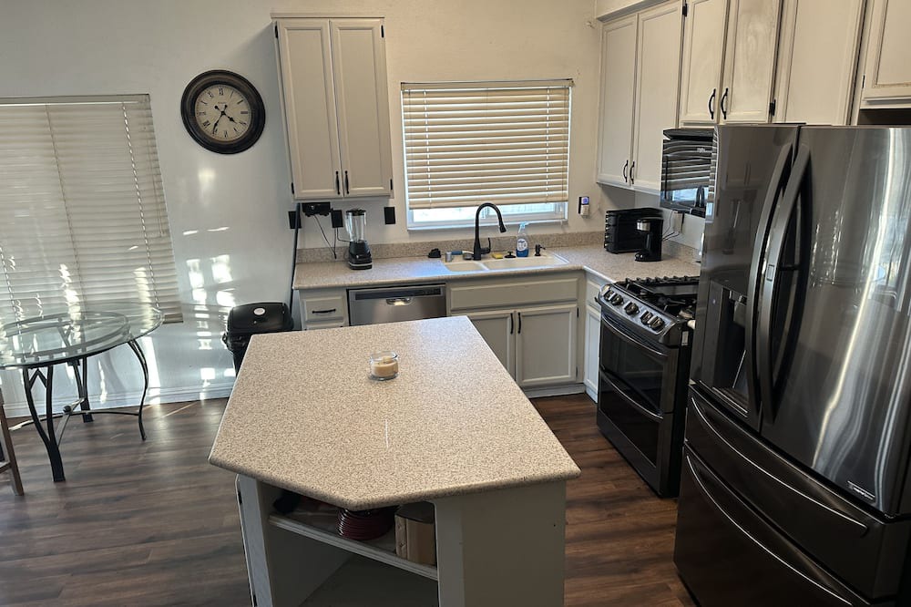 Photo of Kitchen in Victorville