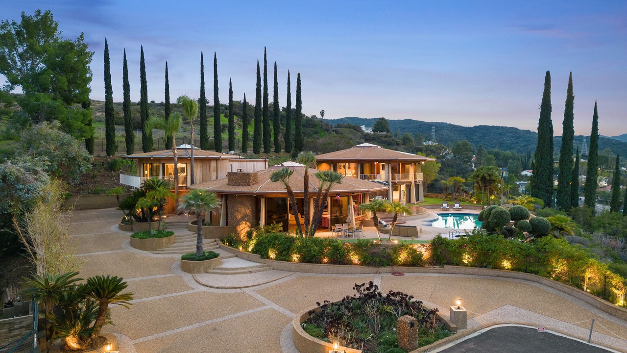 Photo of Outdoor in Encino
