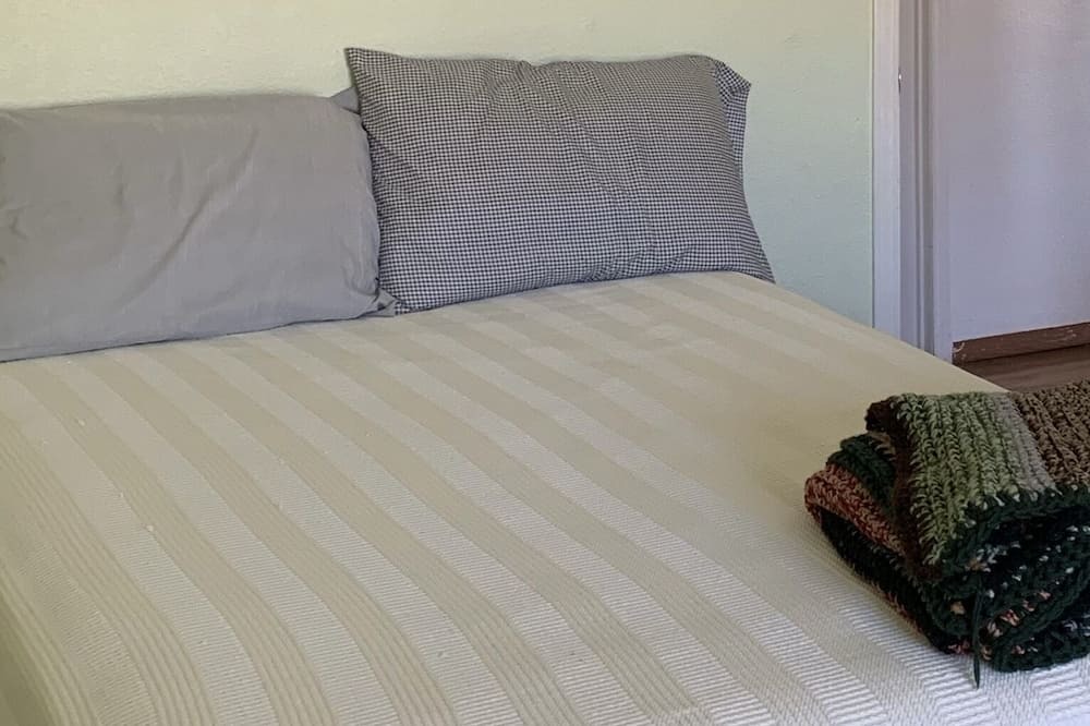 Photo of Bedroom in New Harmony