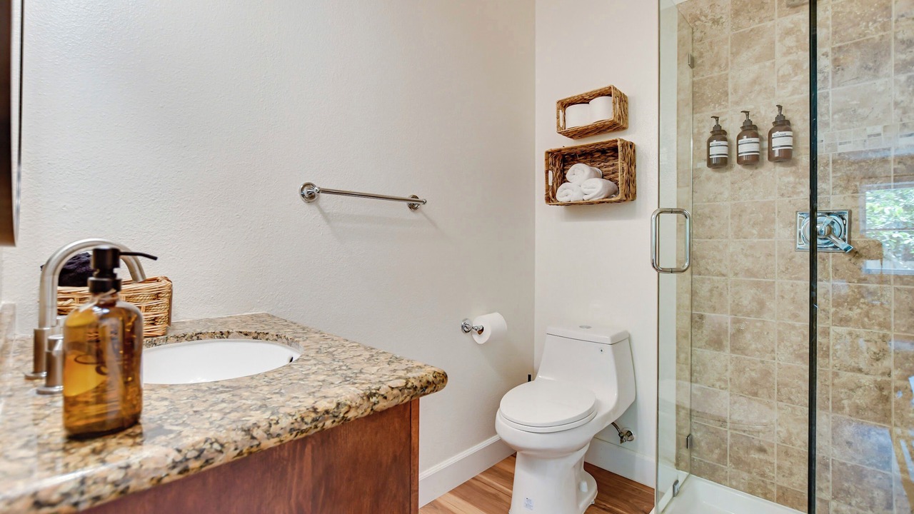 Photo of Bathroom in Downtown Riverside