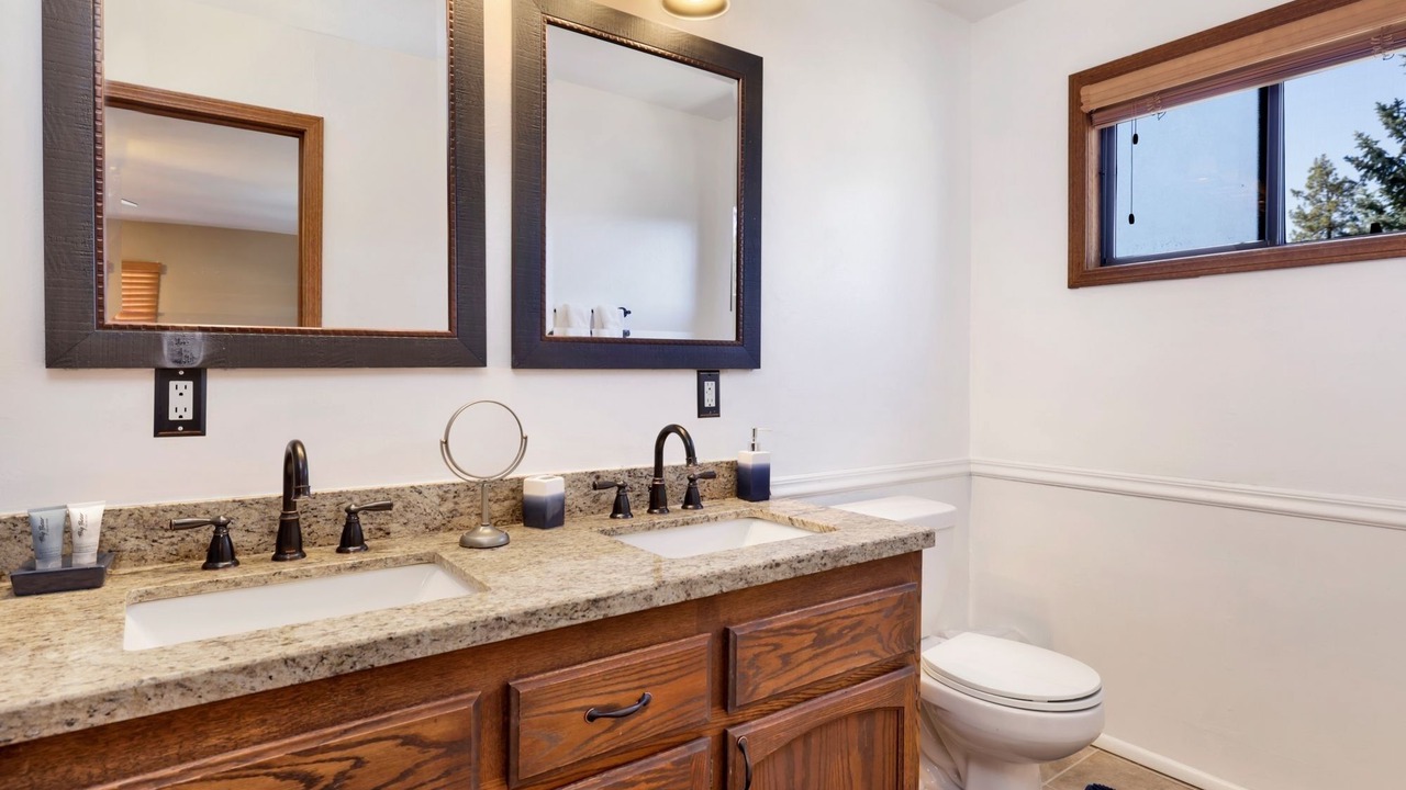 Photo of Bathroom in Whispering Forest