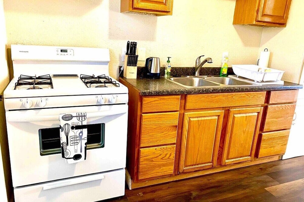 Photo of Kitchen in Mid-City
