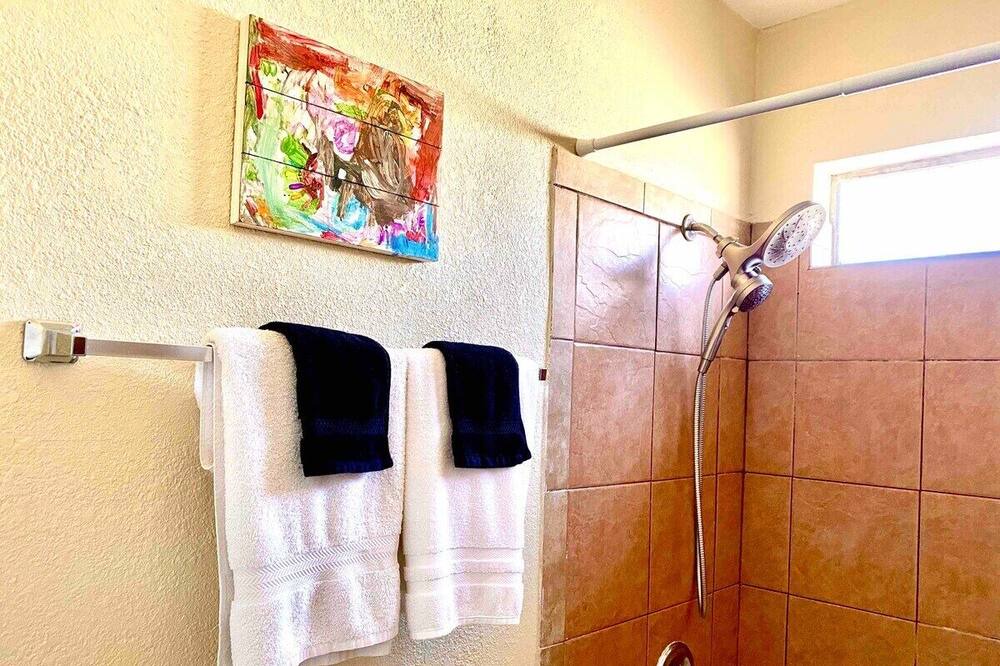 Photo of Bathroom in Mid-City