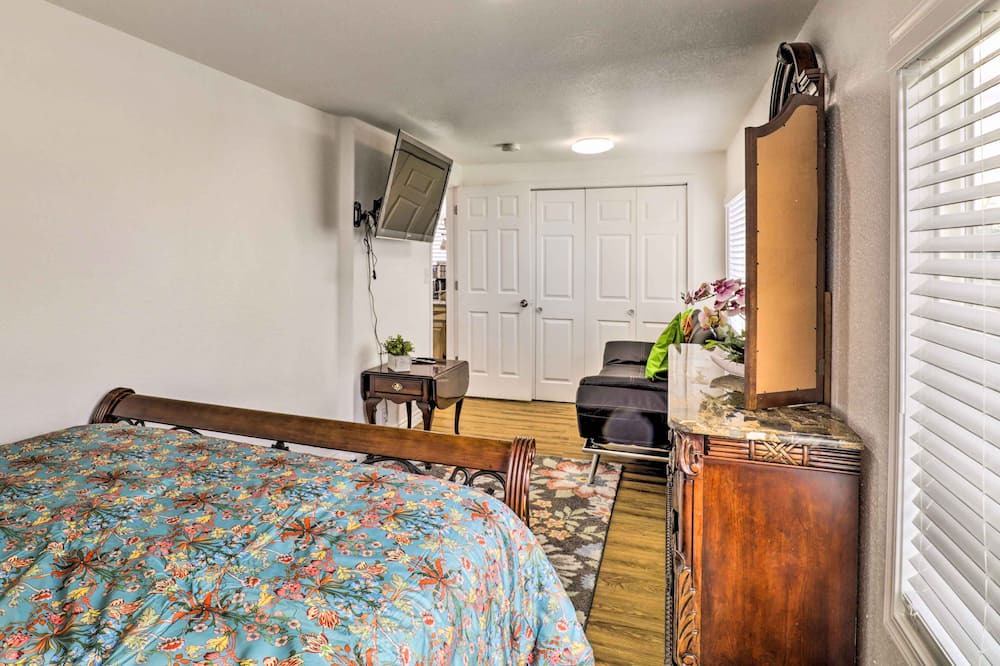 Photo of Bedroom in Woodburn