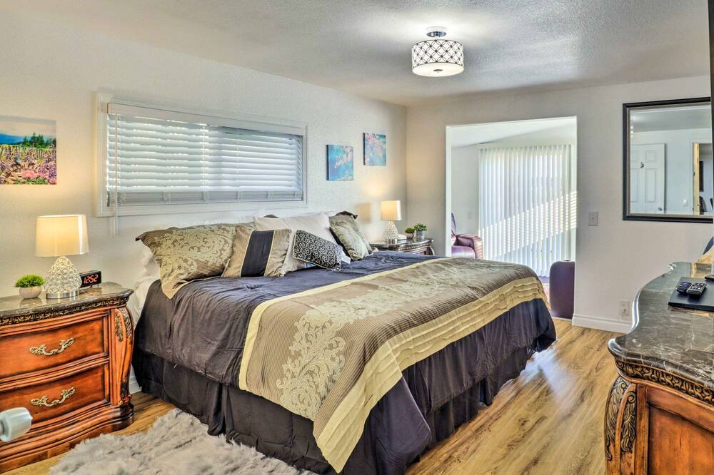 Photo of Bathroom in Woodburn