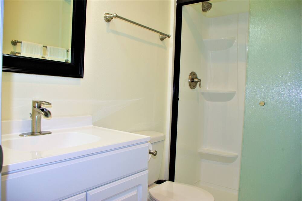 Photo of Bathroom in Swan Canyon