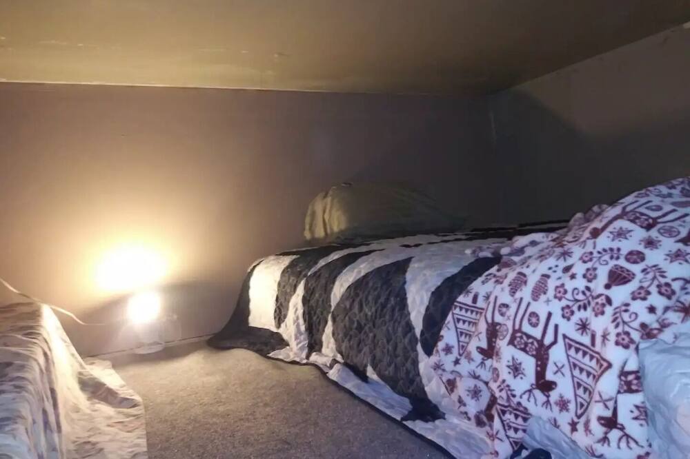 Photo of Bedroom in Los Gatos