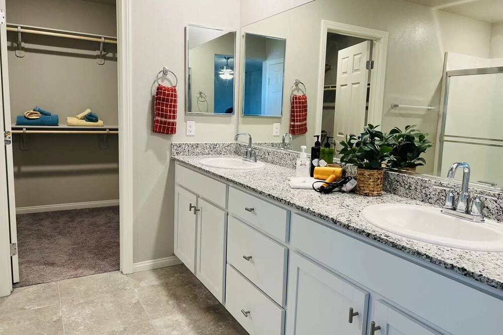 Photo of Bathroom in Henderson