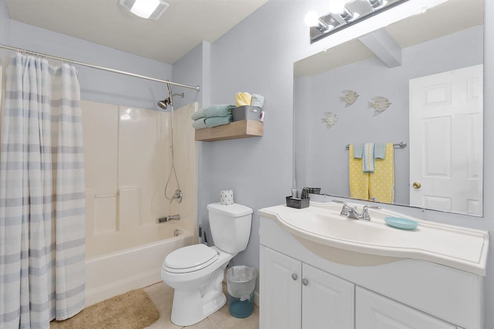 Photo of Bathroom in Seaview