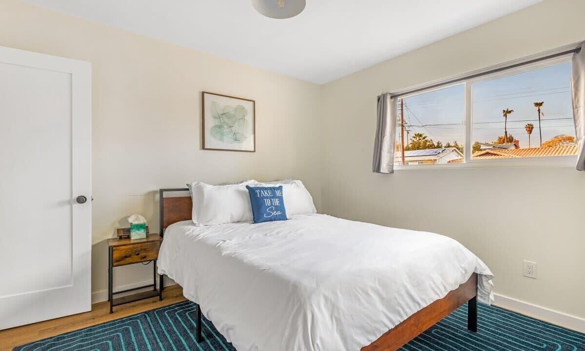 Photo of Bedroom in Oceanside