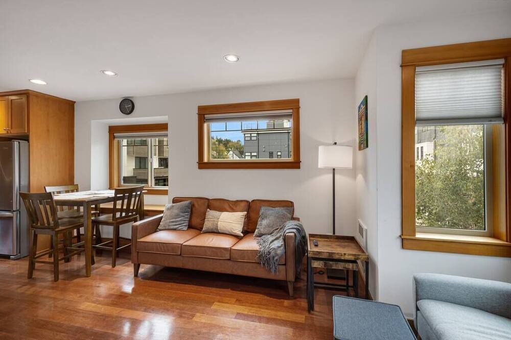 Photo of Livingroom in Alki