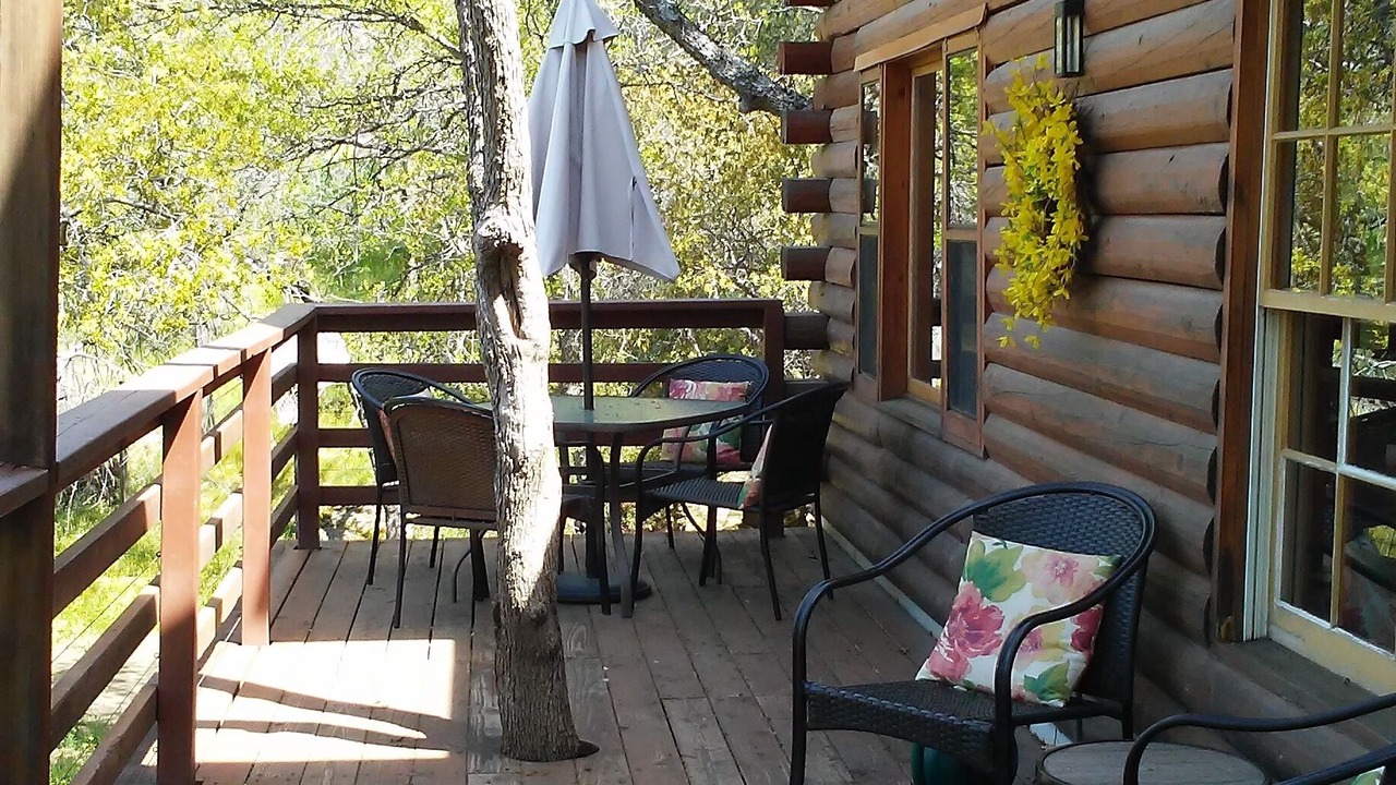 Photo of Patio Balcony in Three Rivers