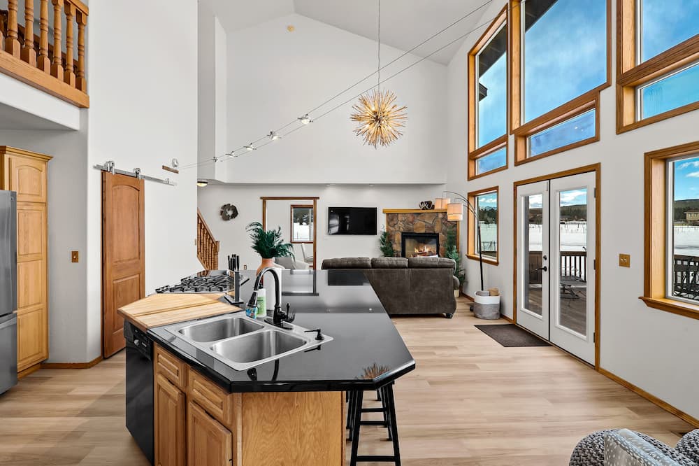 Photo of Bedroom in Baderville