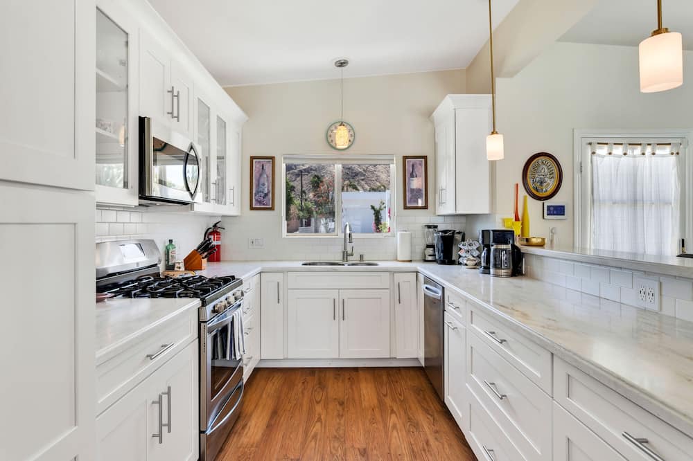Photo of Kitchen in Araby Commons