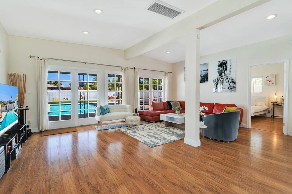 Photo of Livingroom in Araby Commons