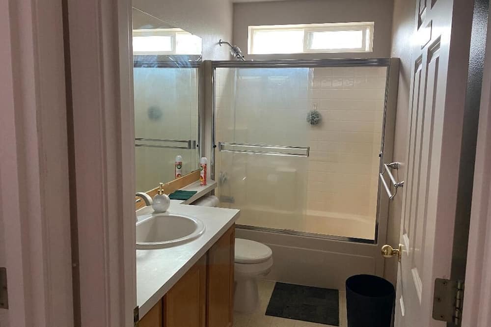Photo of Bathroom in Auburn
