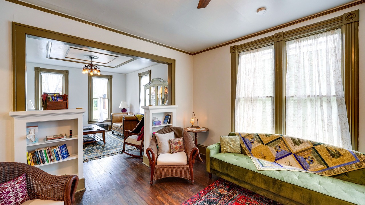 Photo of Livingroom in La Conner