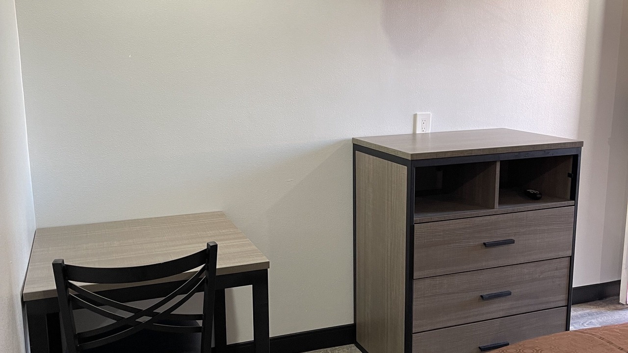 Photo of Bedroom in Northwest Anaheim