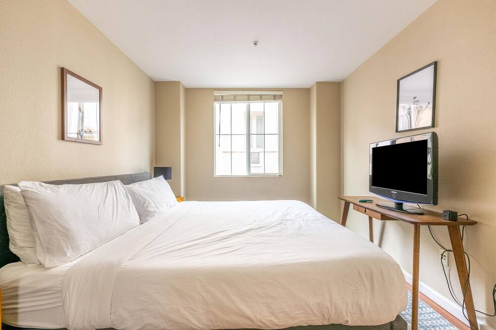 Photo of Bedroom in Milpitas