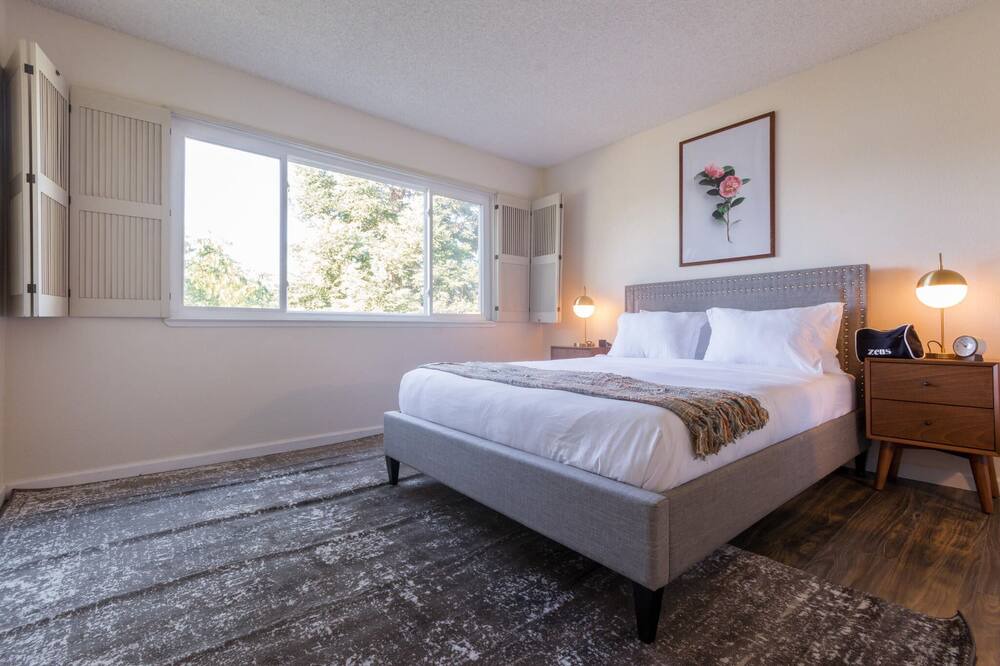 Photo of Bedroom in San Tomas