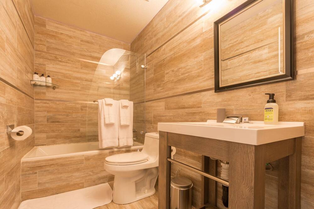 Photo of Bathroom in San Tomas