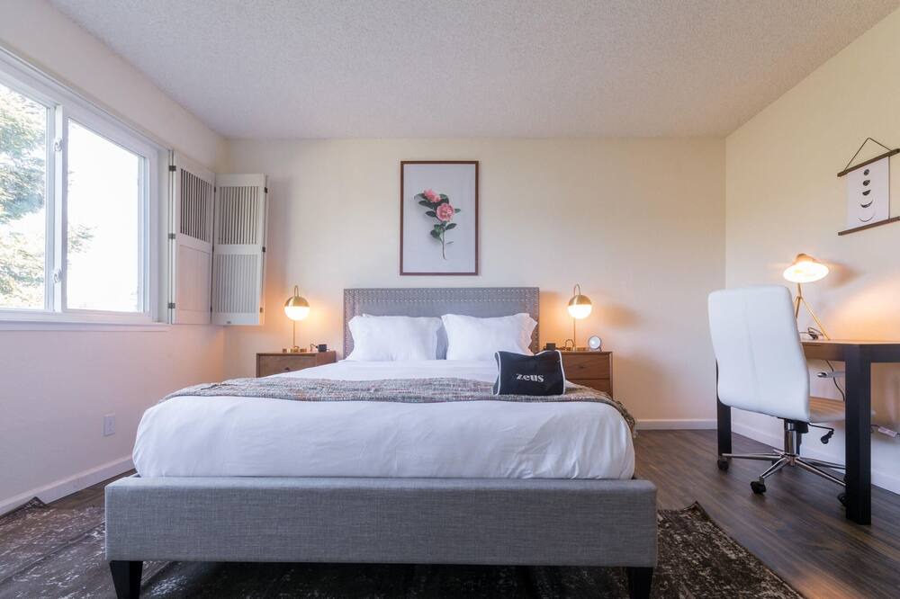 Photo of Bedroom in San Tomas