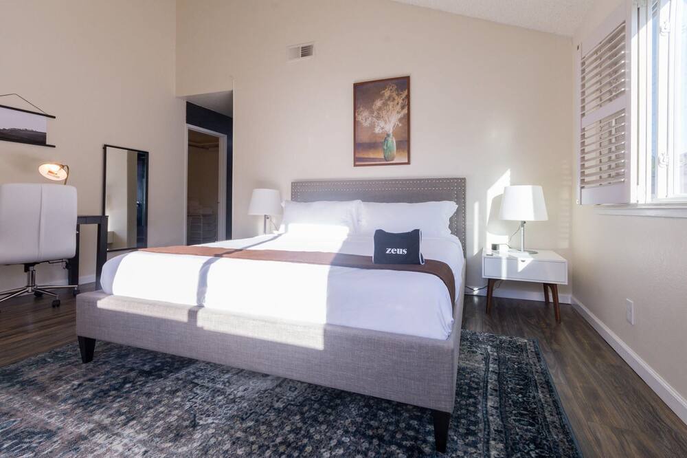 Photo of Bedroom in San Tomas