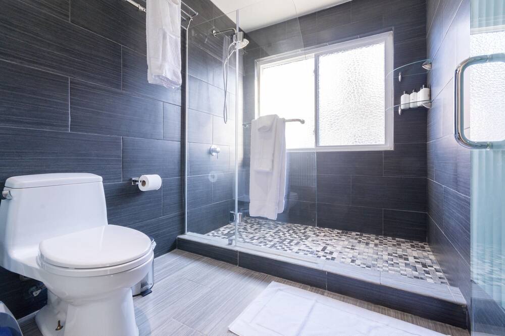 Photo of Bathroom in San Tomas