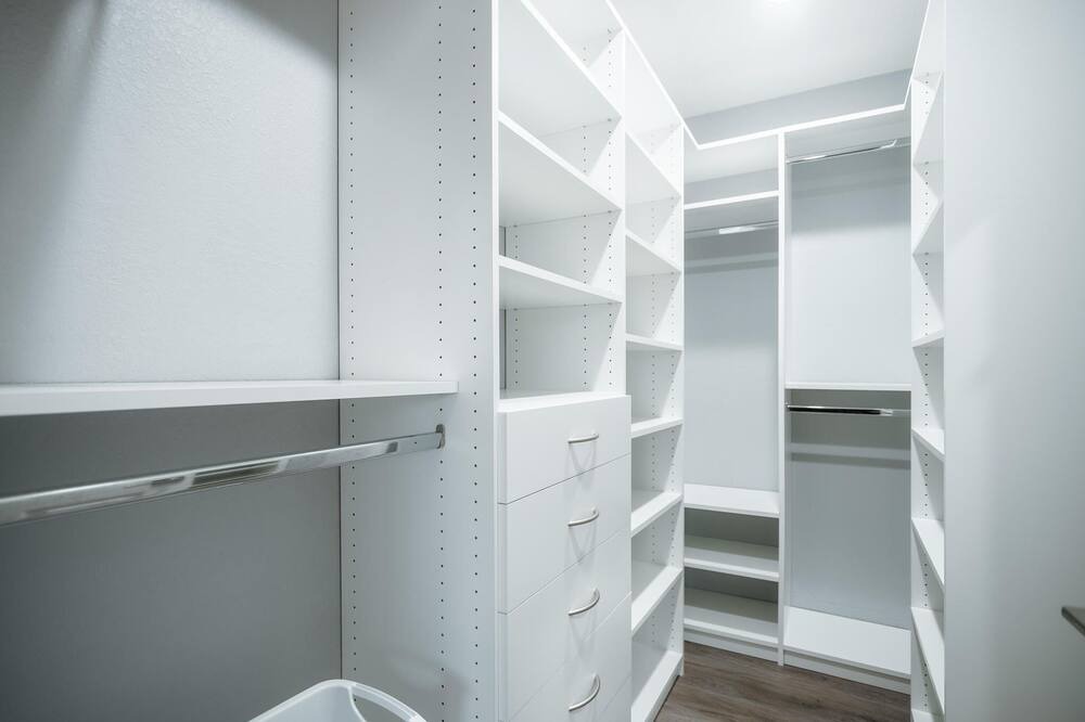 Photo of Bedroom in Lake Area