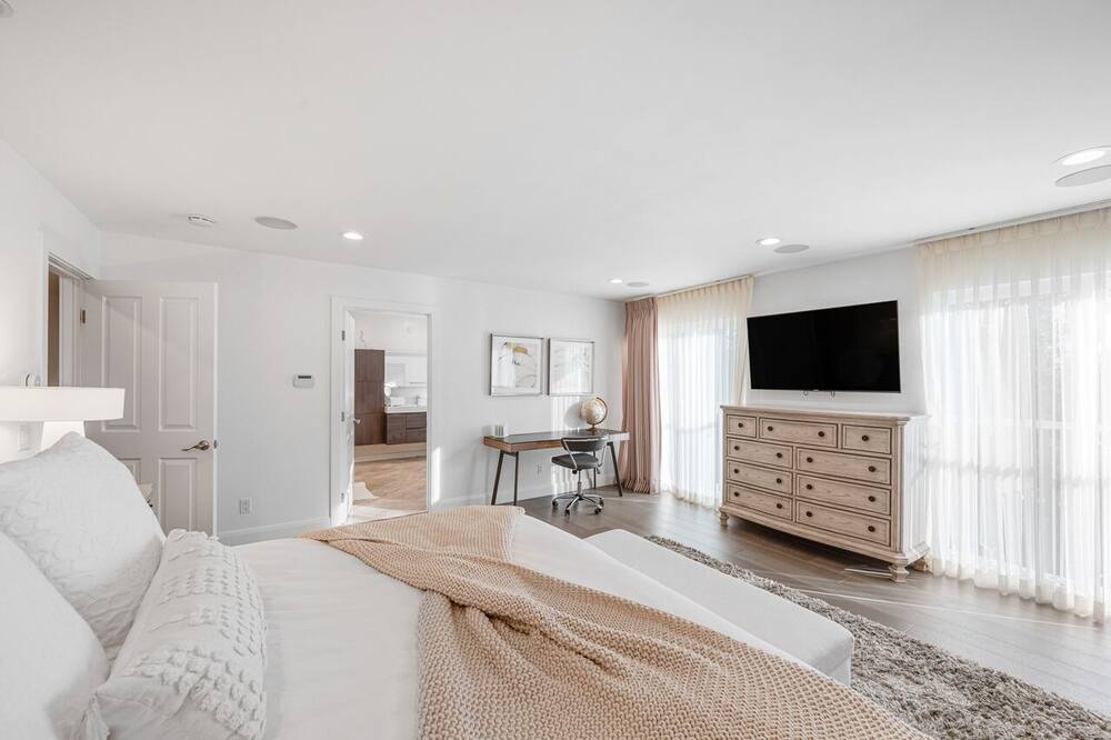 Photo of Livingroom in Bel Air