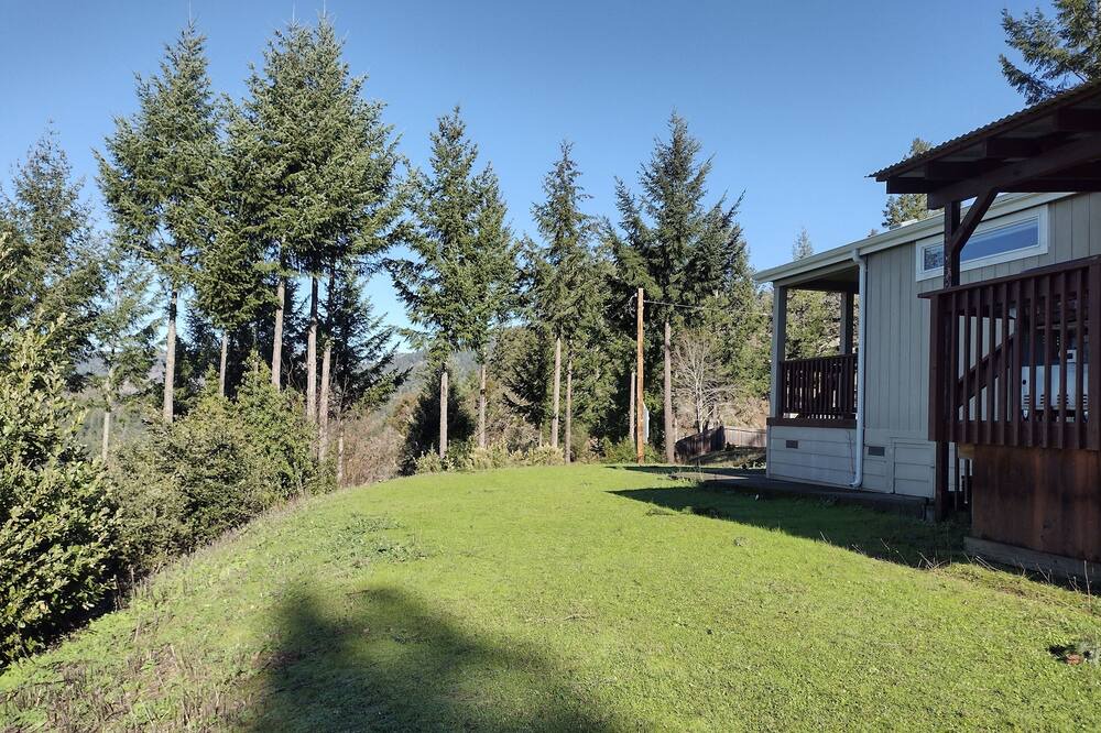 Photo of Outdoor in Benbow