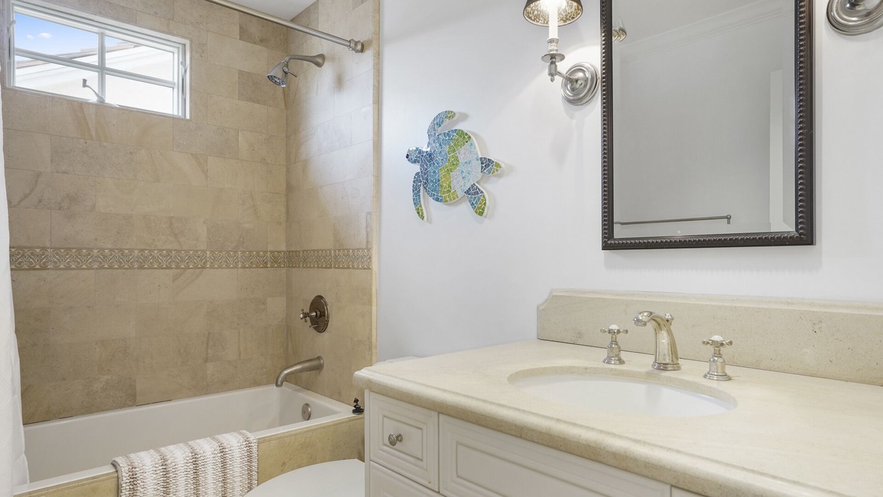 Photo of Bathroom in Balboa Island