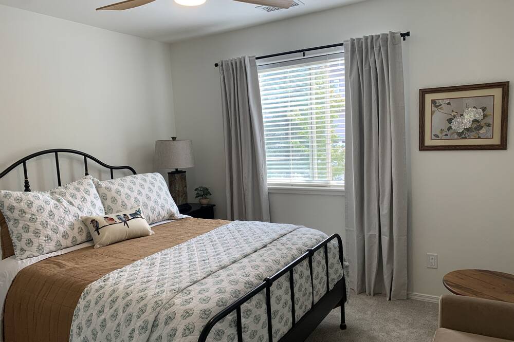 Photo of Bedroom in Ponderosa Trails
