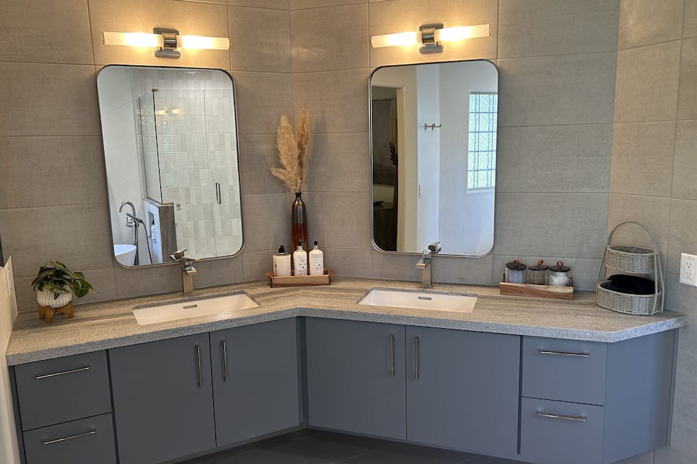 Photo of Kitchen in Ponderosa Trails