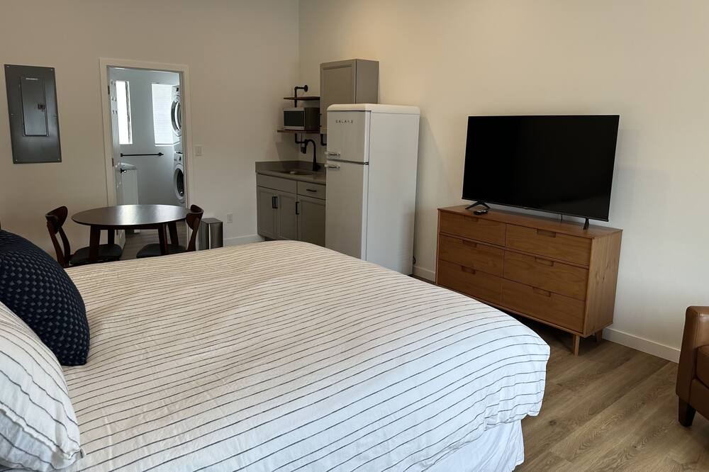 Photo of Bedroom in Lynden