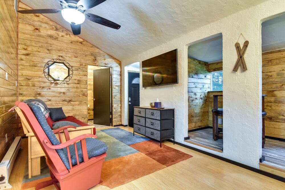Photo of Bedroom in Sandy