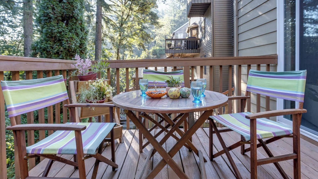 Photo of Patio Balcony in Rosemont Summit