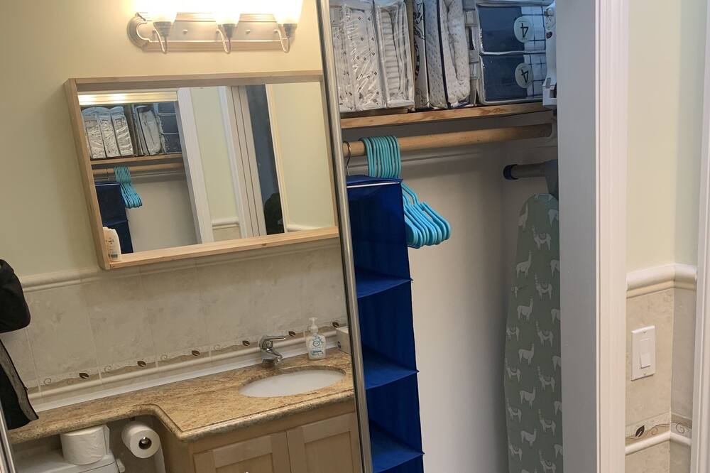 Photo of Bathroom in Parkside