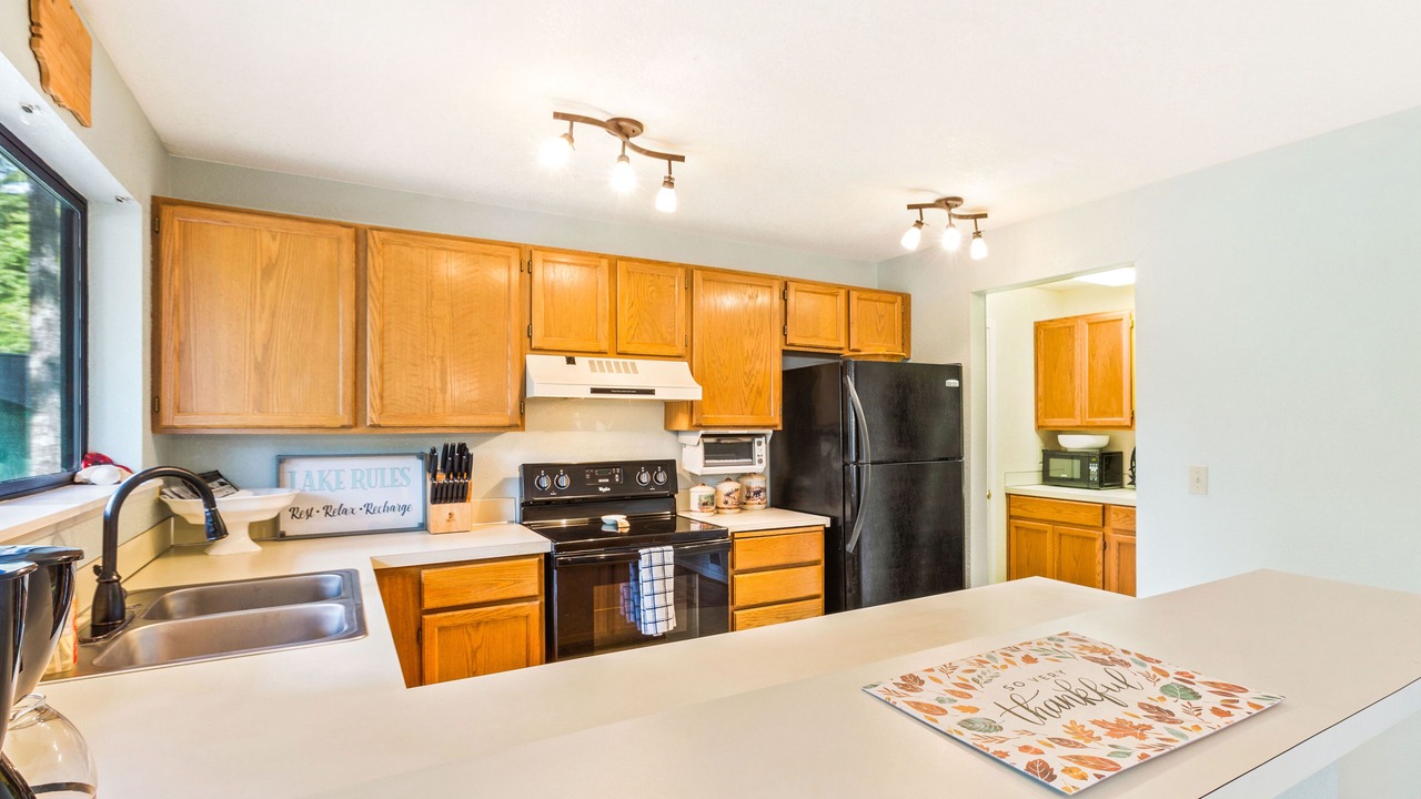 Photo of Kitchen in Hoodsport