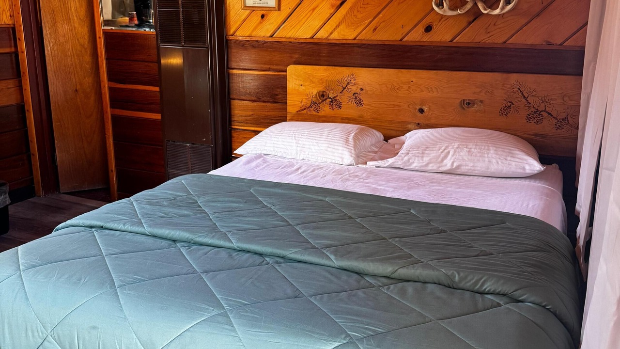 Photo of Bedroom in Walker