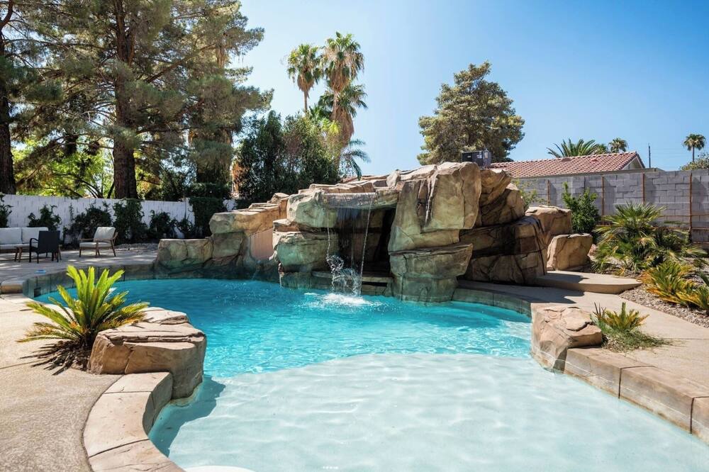 Photo of Outdoor in Paradise