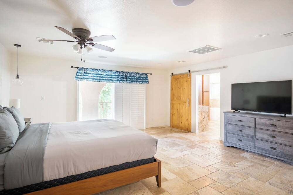Photo of Bedroom in Paradise