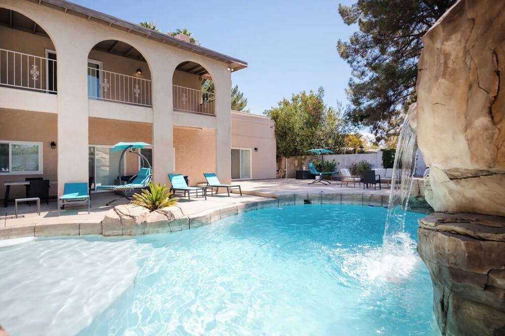 Photo of Outdoor in Paradise