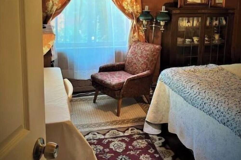 Photo of Bedroom in Cane Beds